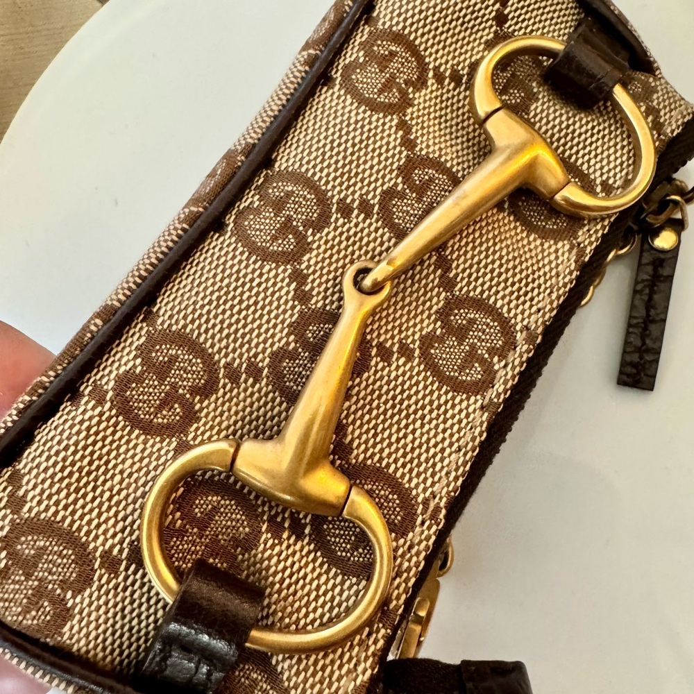 Gucci Beige & Brown GG Canvas Horsebit Wristlet - Picture 4 of 12
